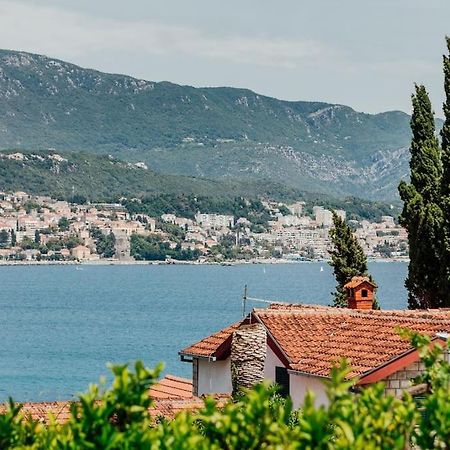 Charmy Studio Lux Appartement Herceg Novi Buitenkant foto