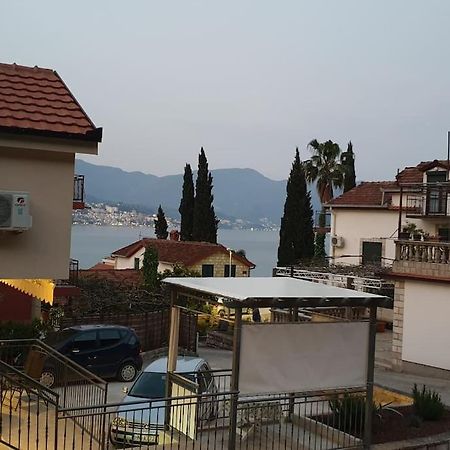 Charmy Studio Lux Appartement Herceg Novi Buitenkant foto