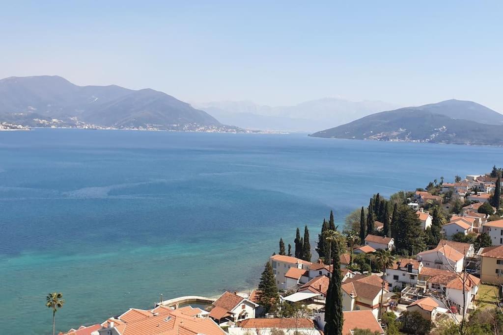 Charmy Studio Lux Appartement Herceg Novi Buitenkant foto