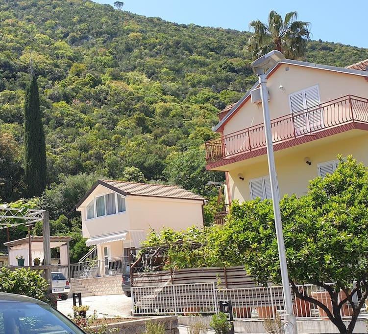 Charmy Studio Lux Appartement Herceg Novi Buitenkant foto