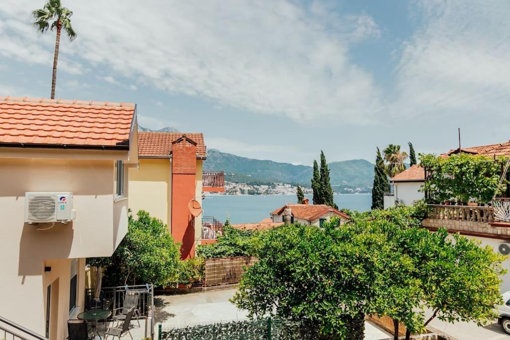 Charmy Studio Lux Appartement Herceg Novi Buitenkant foto