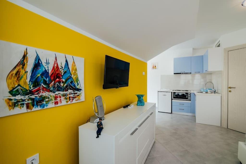 Charmy Studio Lux Appartement Herceg Novi Buitenkant foto