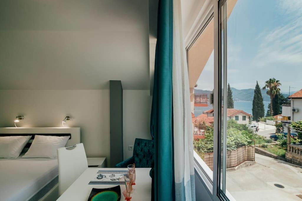 Charmy Studio Lux Appartement Herceg Novi Buitenkant foto